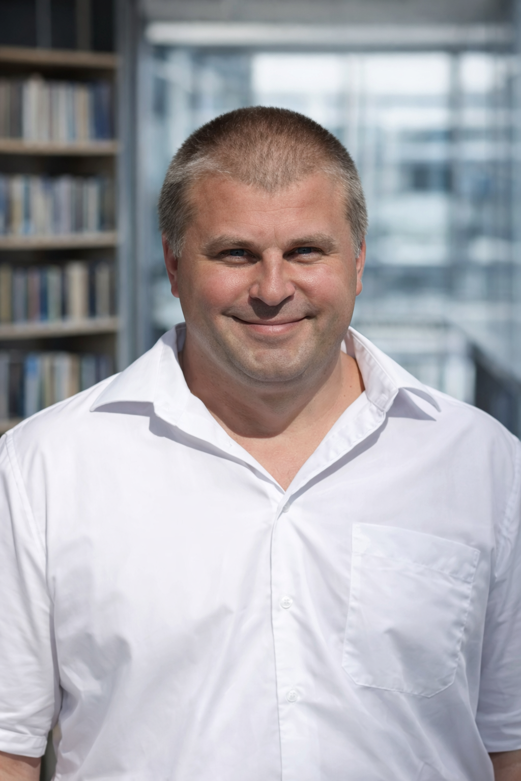 Фото викладача